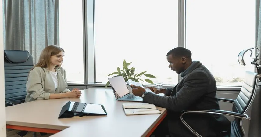 Scholarship Interview Tips to Make a Great First Impression